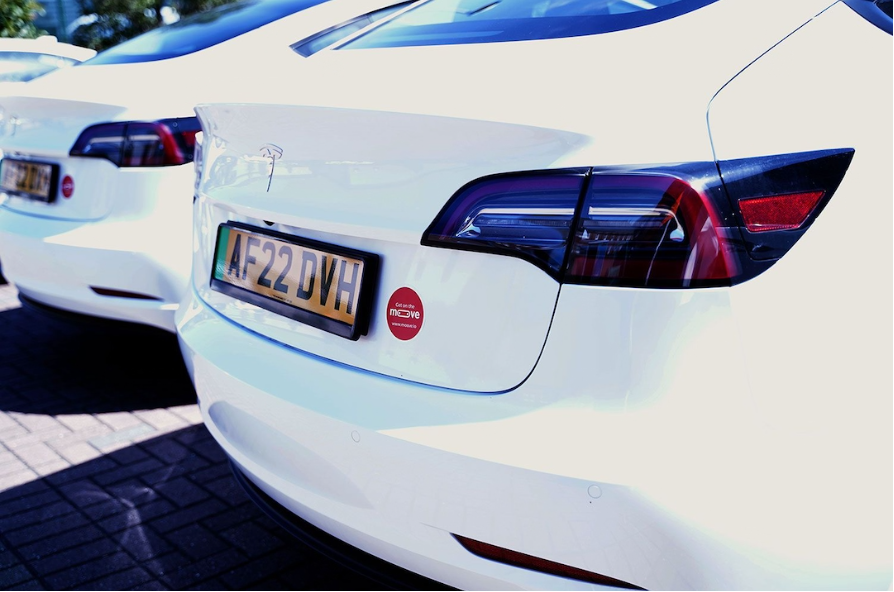 Moove has teamed up with Uber UK to bring 10,000 EVs to London