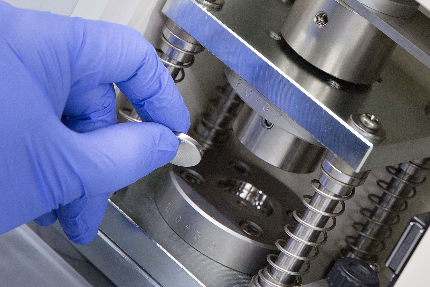 Nexeon raises $200M+ to fund Si-based anode materials manufacturing